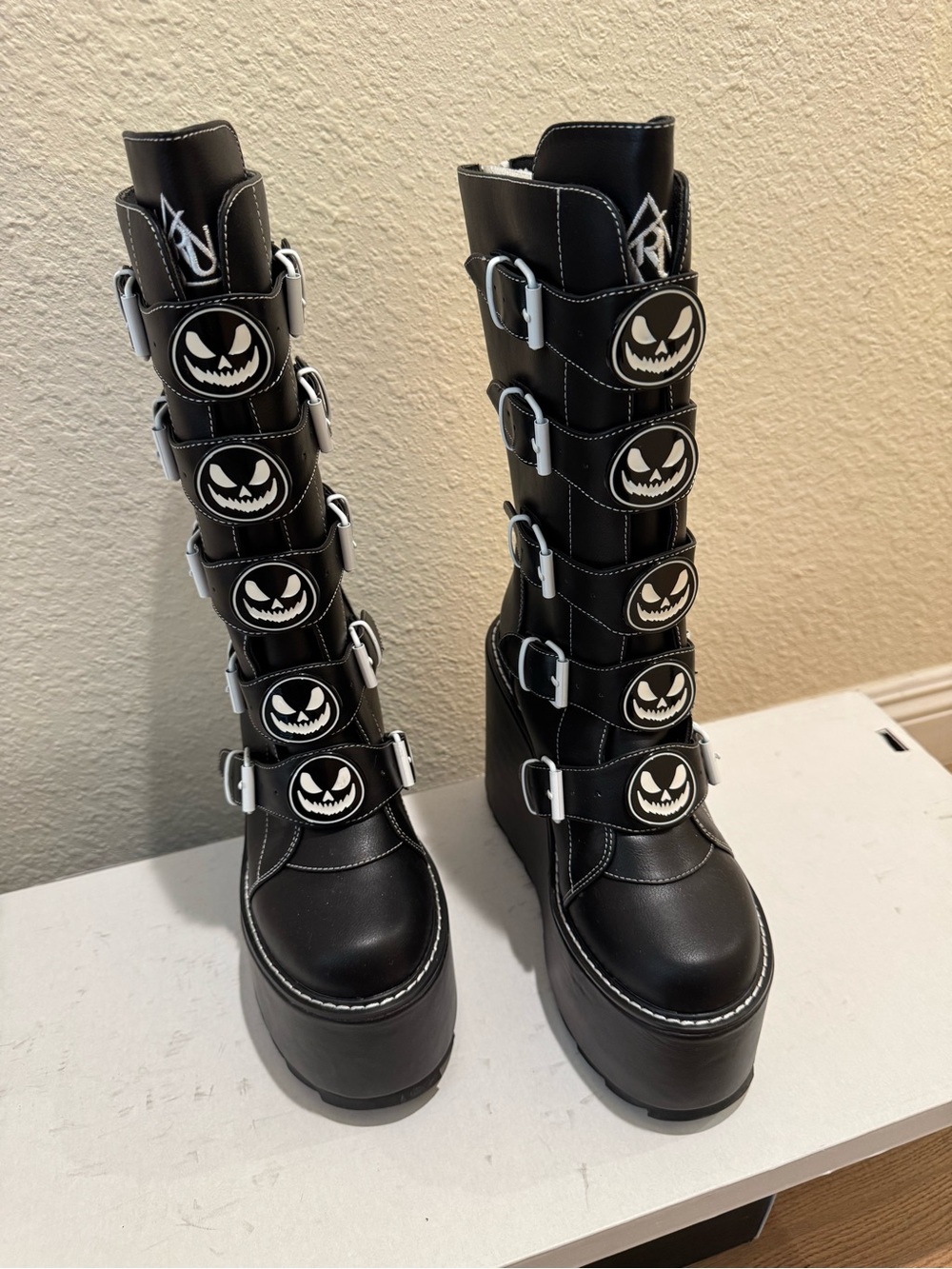 YRU Dune Platform Buckle Boots